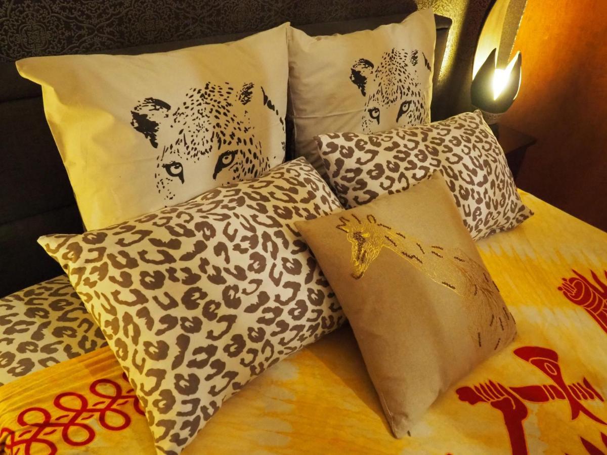Manoir Le Refuge Bed and Breakfast Rechicourt-le-Chateau Buitenkant foto